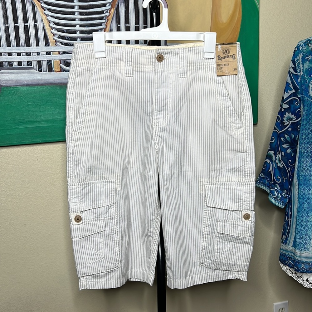 Roebuck and Co. Messenger Short 15” inseam Cargo Shorts cream w/blue pinstripe